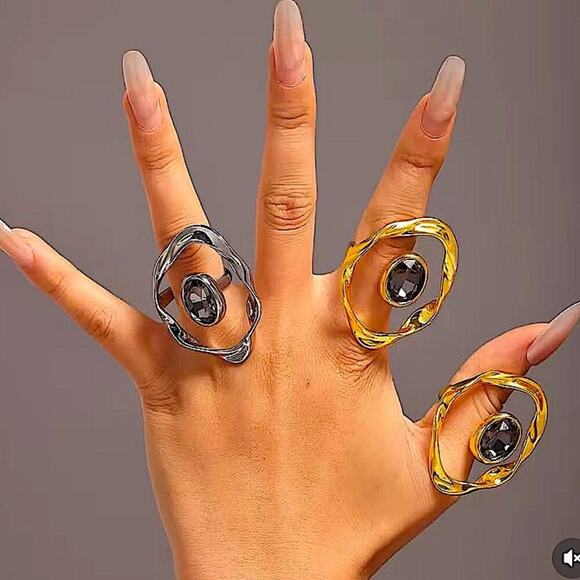 Czech Silver Crumpled Orbit Ring, Geometric Ring, Creative, Big Diamond - Picture 10 of 10